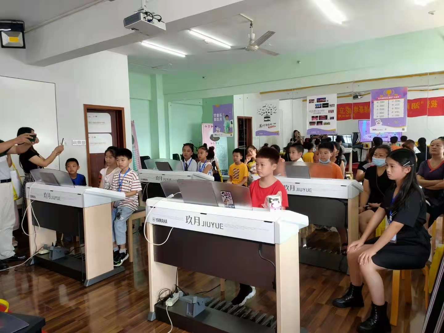 雙排鍵初級組課